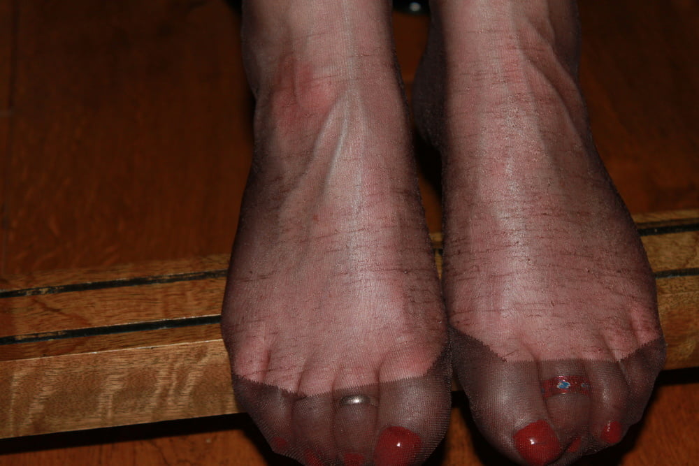 Dedos de los pies en primer plano
 #98506138