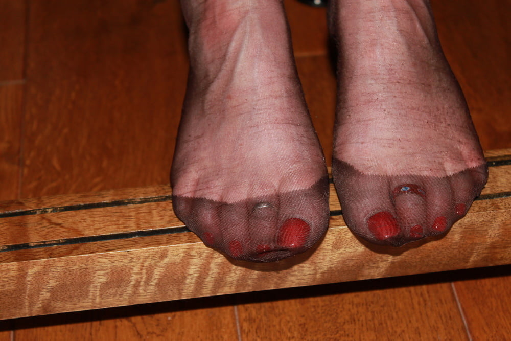 Toes in close up #98506142