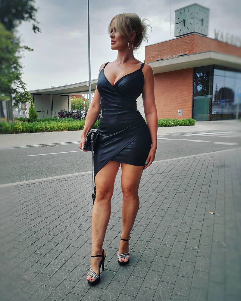 Le queda bien ese vestido
 #82167966