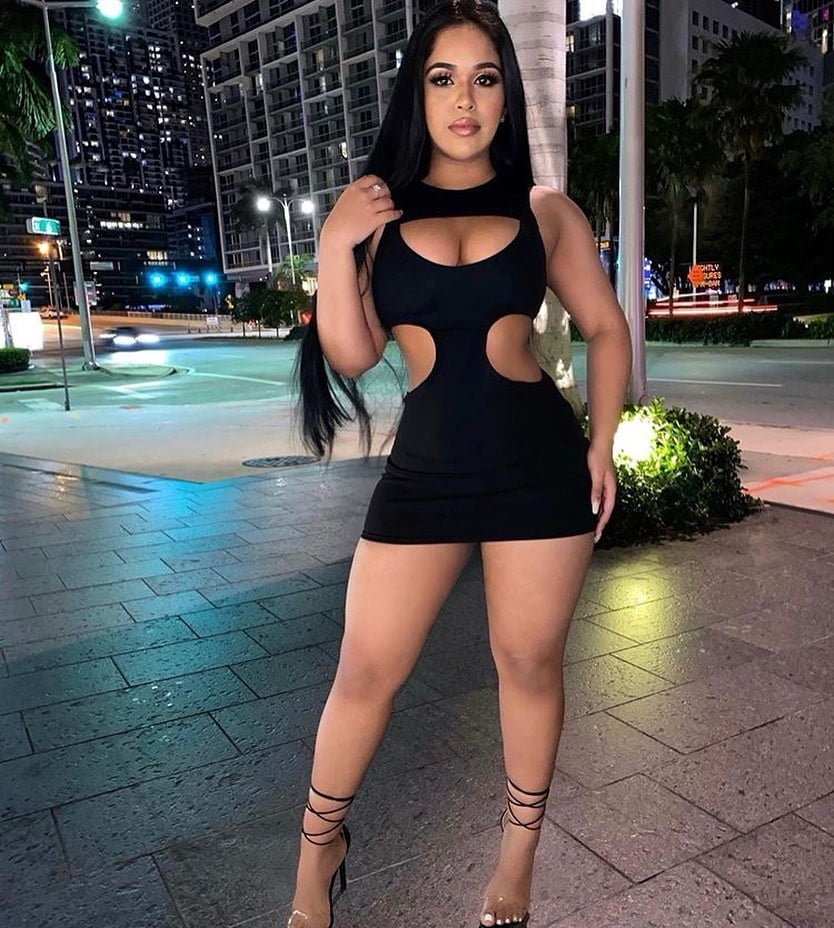 Le queda bien ese vestido
 #82168006