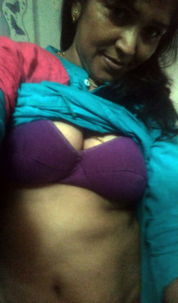 Desi Bhabi hot and Nude Selfies for BF #90236482