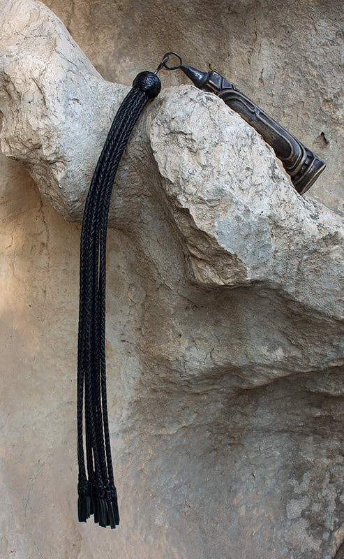 Gavial. 12-tail leather braided flogger. #93385584