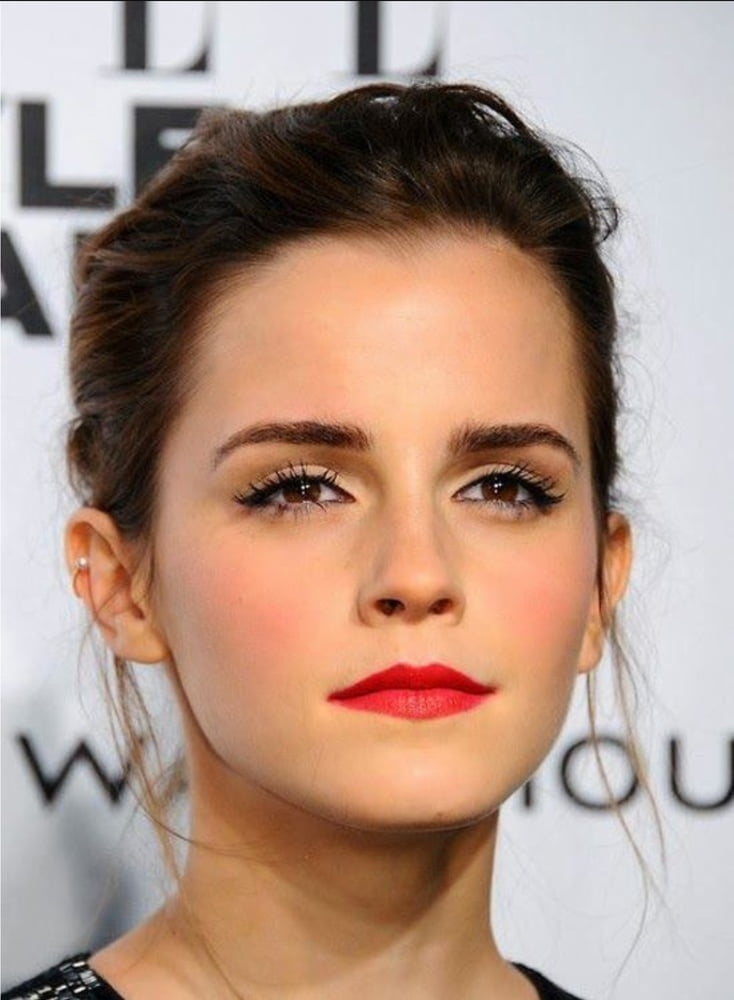 Emma watson
 #105673022