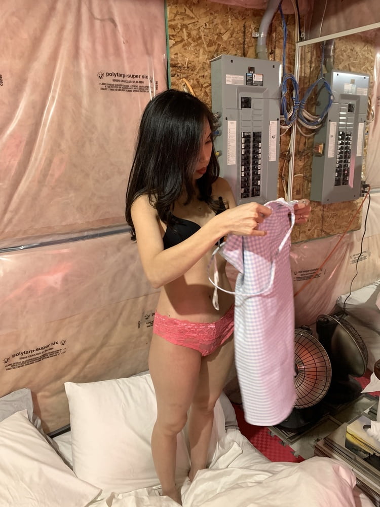Sexy Asian exposure request #96794375