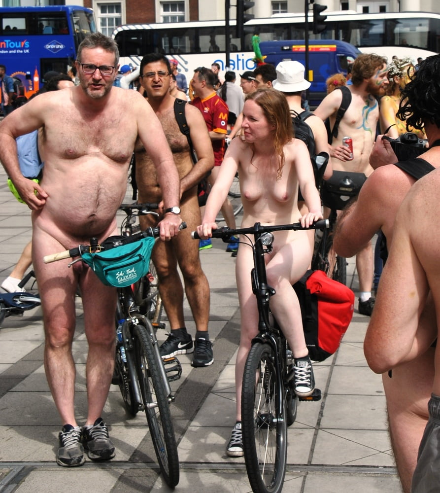 そばかすのある赤毛 ロンドン 2016 wnbr world naked bike ride
 #96562124