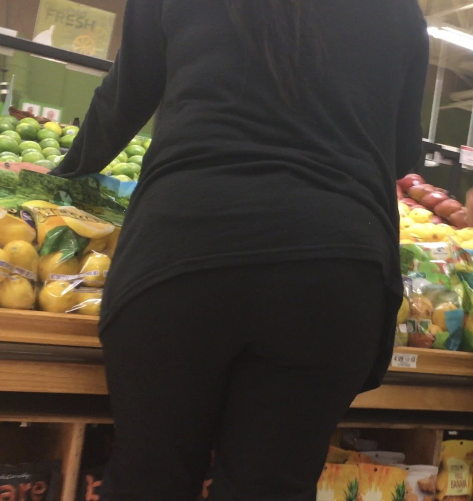 Grocery store babe in tight spandex #92886478