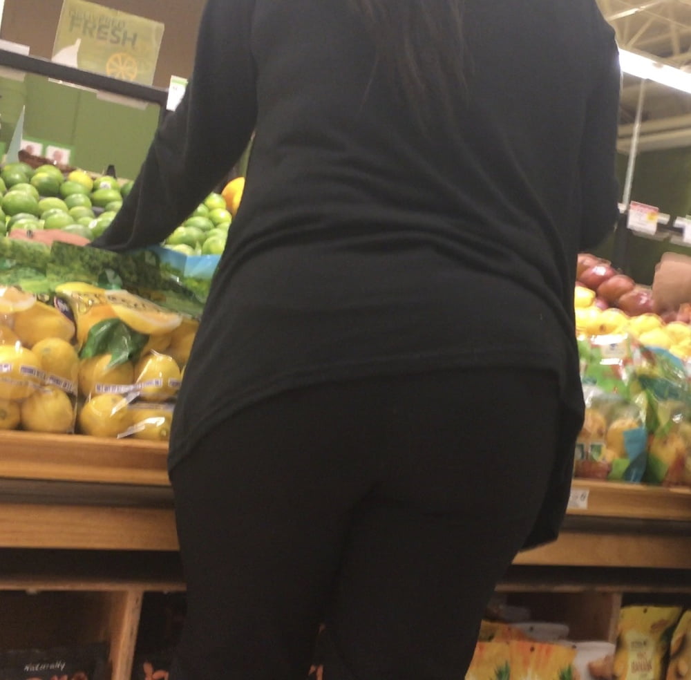 Grocery store babe in tight spandex #92886480