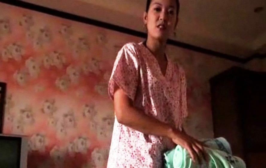 Sexy Filipino Maid #104414010