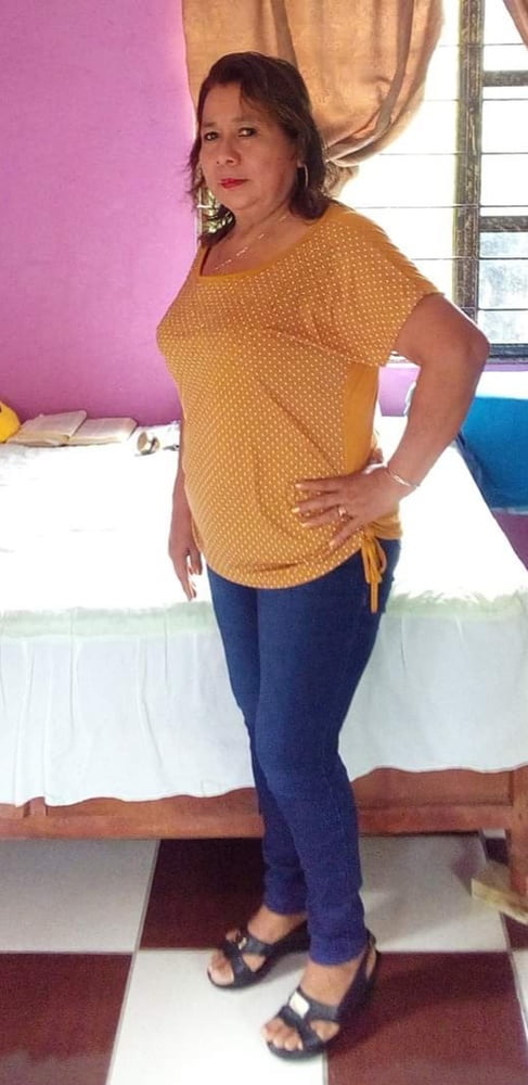 Madura con ricos pezones #94524679