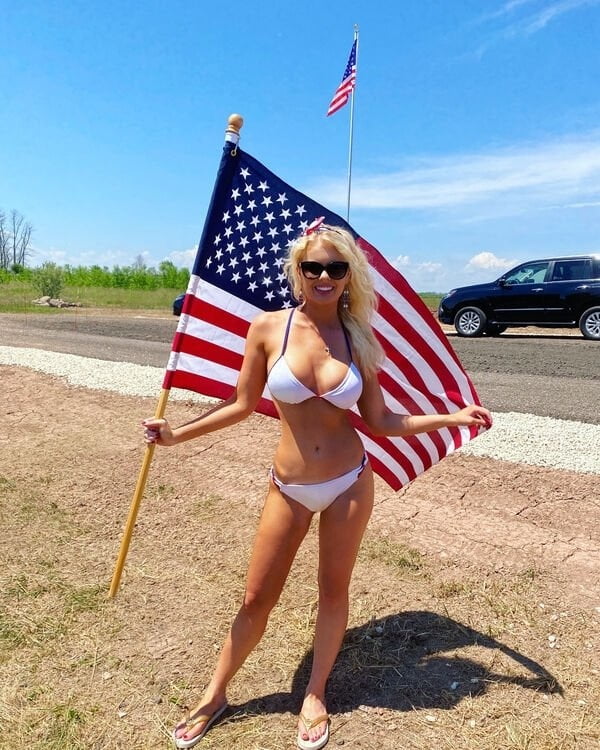 Woman Gorgeous#5 #90317601