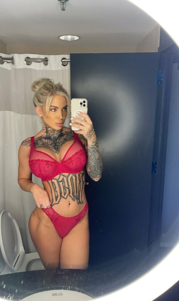 Christina Savoyy nude #108776893