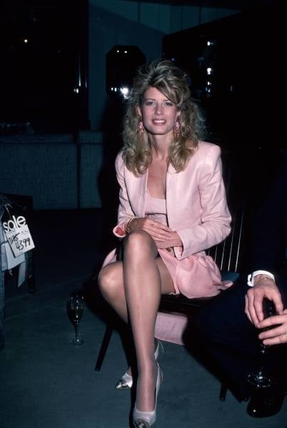 Fawn Hall #90313025