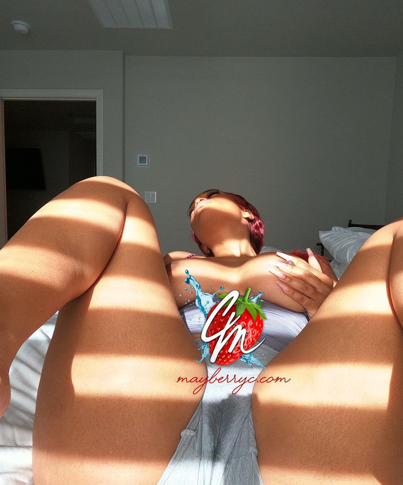 Mayberrychynna1 desnuda #109856139