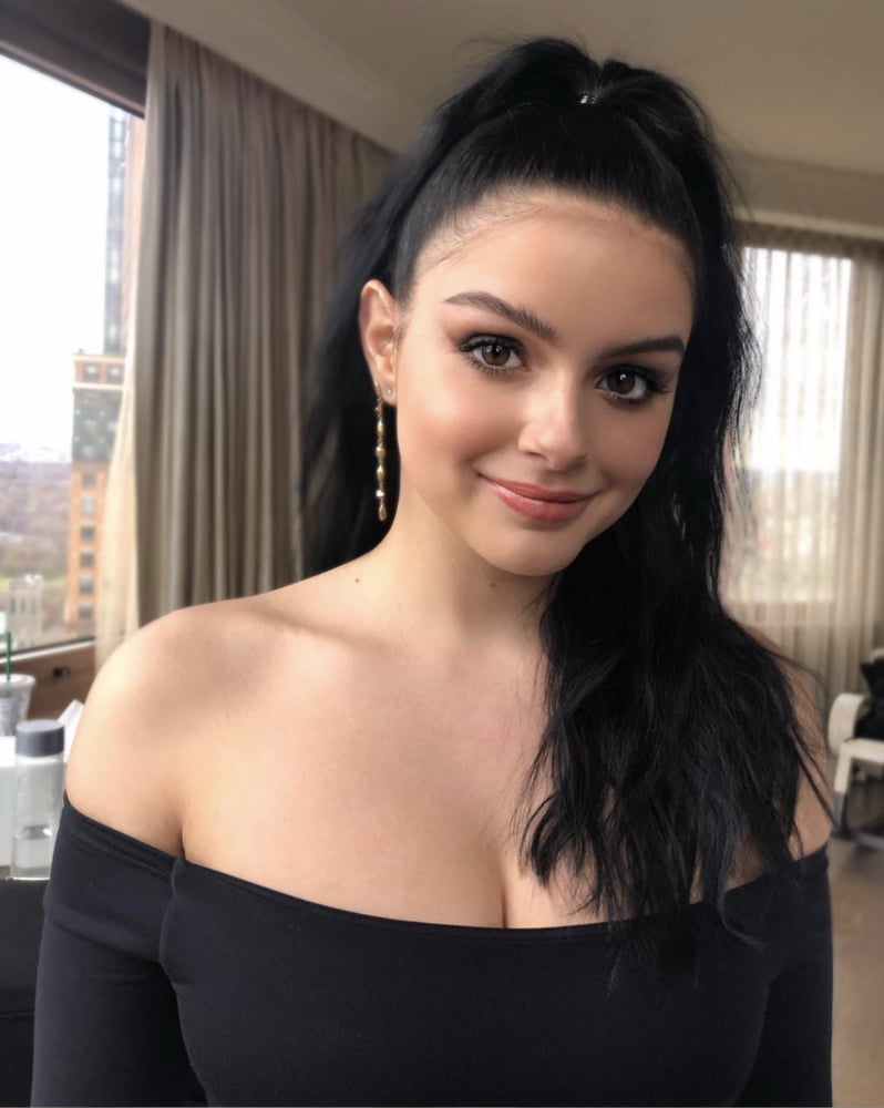 Ariel Winter 2 - Would you give this slut a thick cum facial #100253148