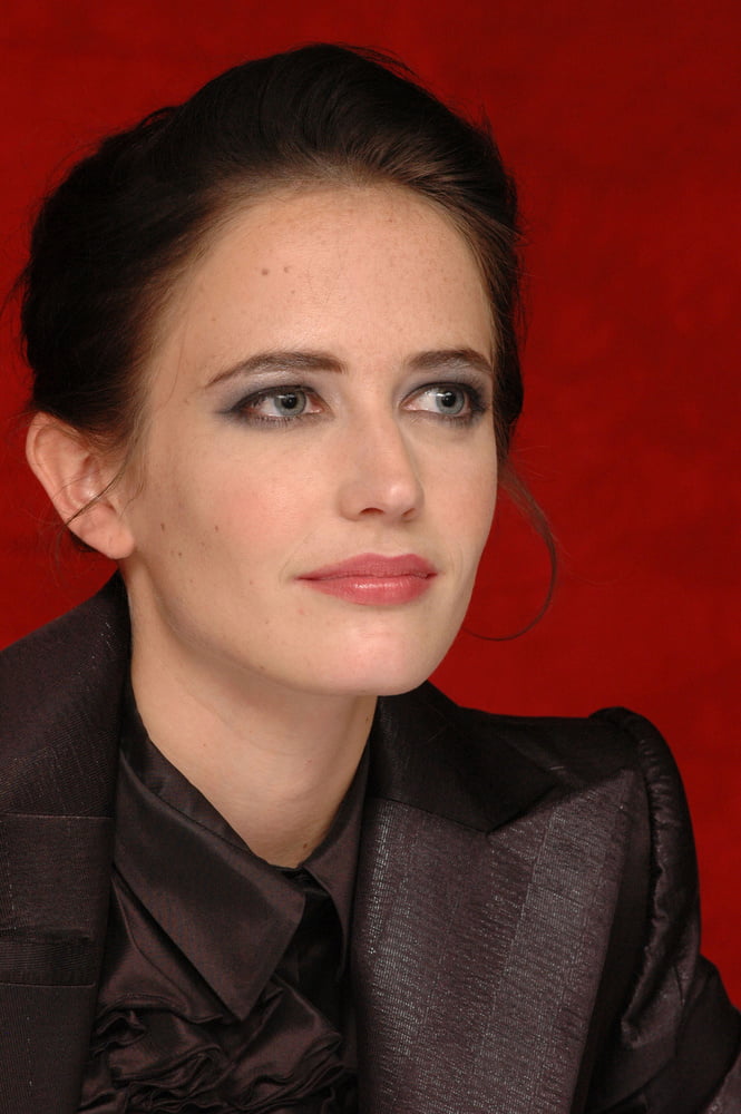 Jerk For Eva Green #93680761