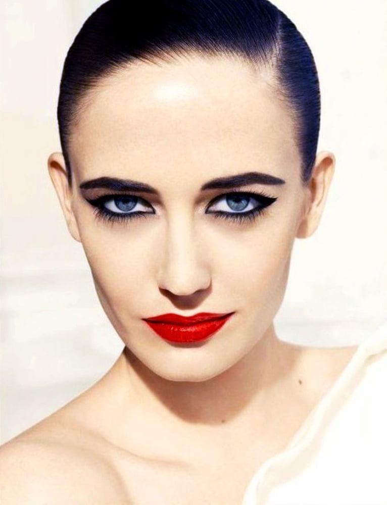 Jerk For Eva Green #93681079