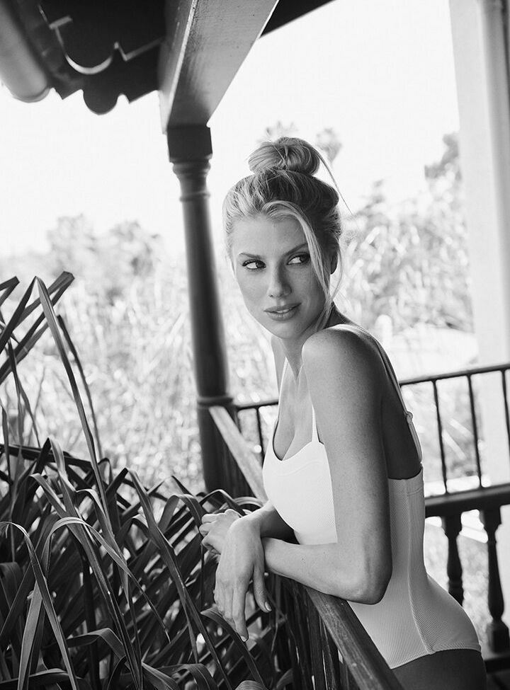 Charlotte McKinney nue #108107643