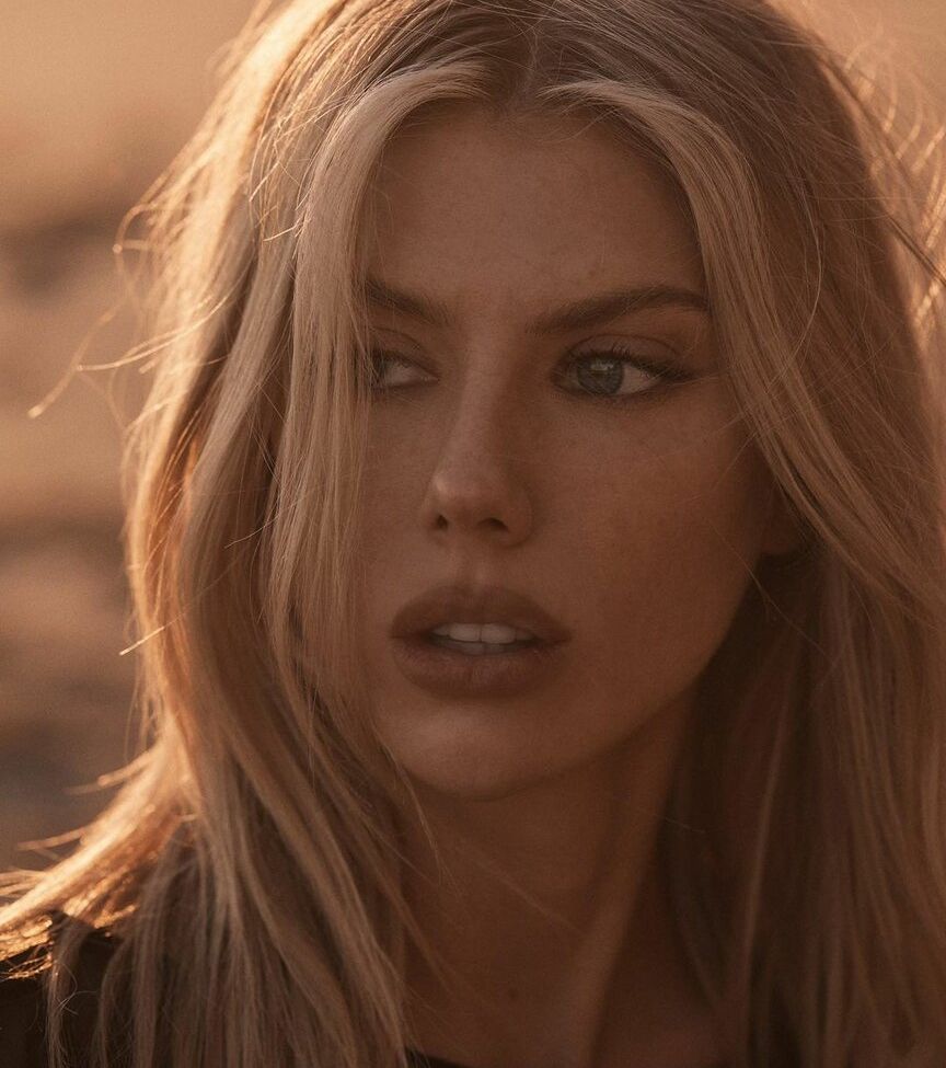 Charlotte McKinney nue #108107681