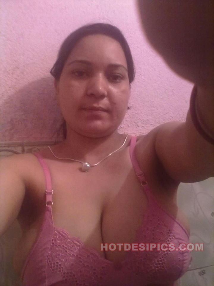 indian aunty nude selfie for lover #81611126