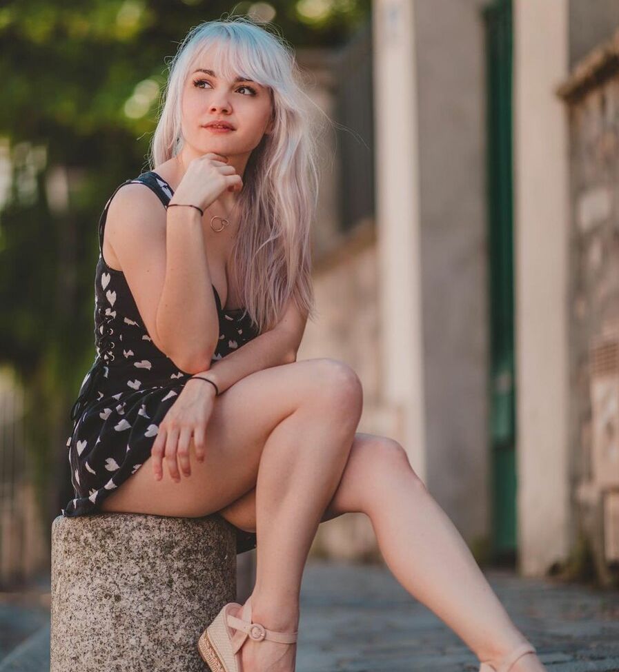 Lady Sundae desnuda #109276992