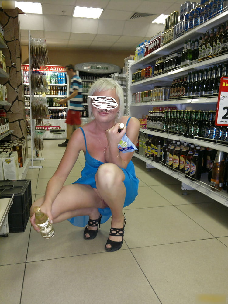 FLASHING IN SHOPS #88841972