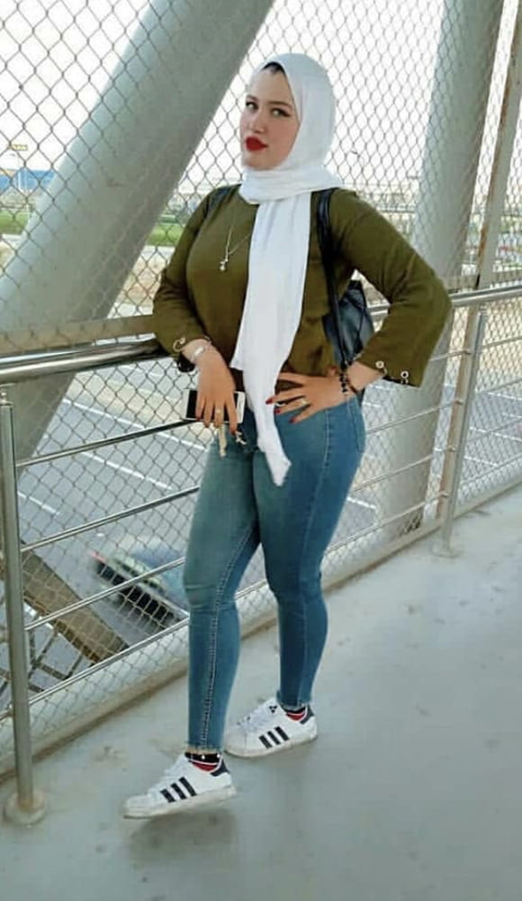 熱いイスラム教徒の女性3
 #104833849