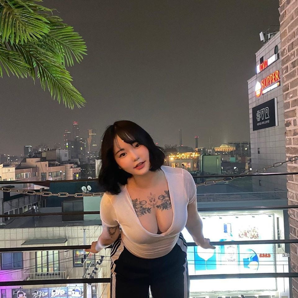 Asiático adicto 105
 #90930091