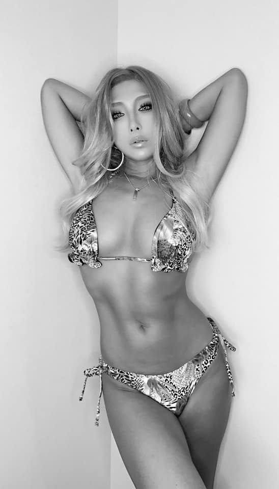 Asiático adicto 105
 #90930197