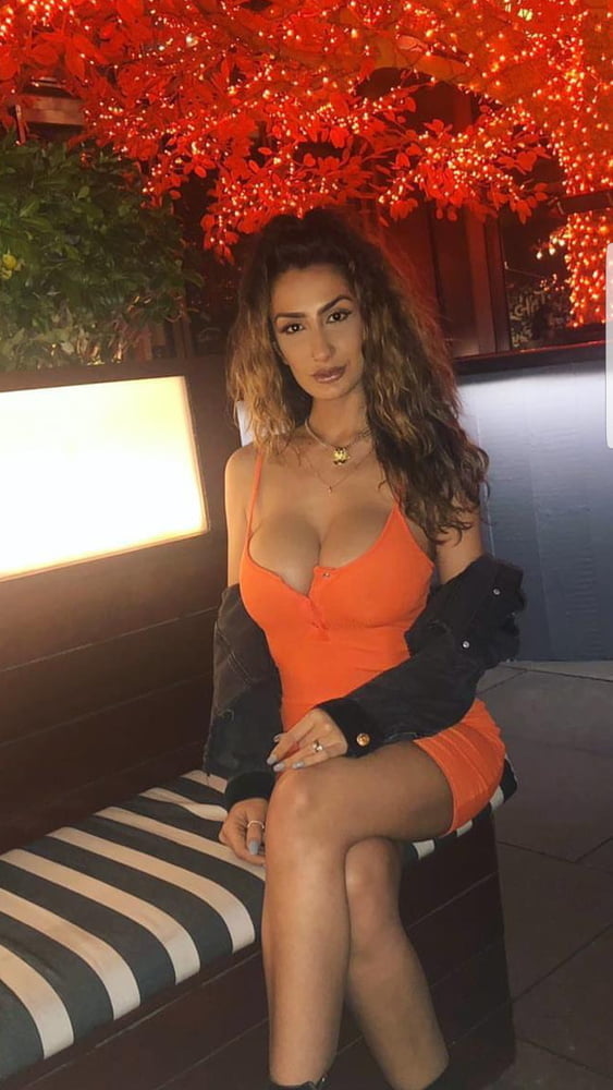 Sexy diosa árabe 195
 #88662400
