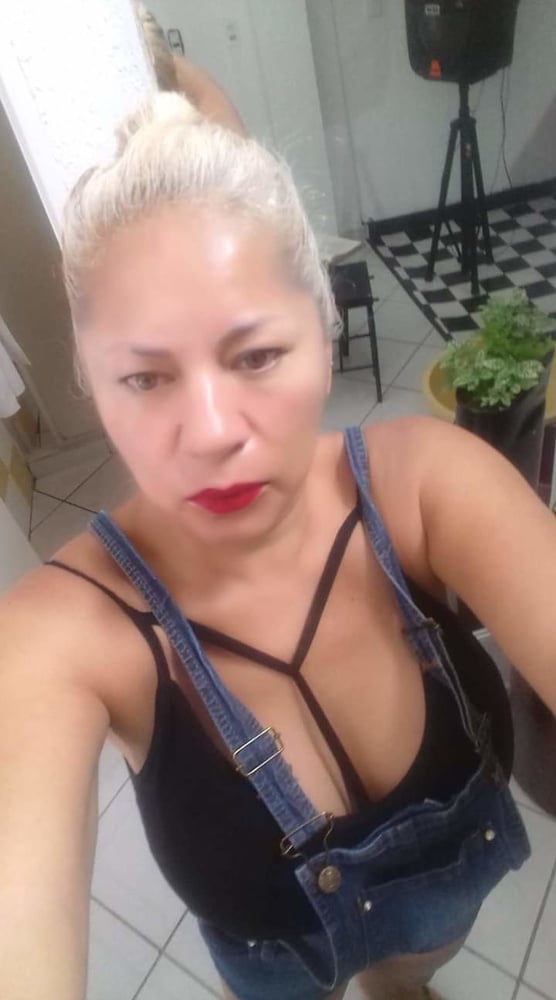 Putas maduras facebook2 #87640803