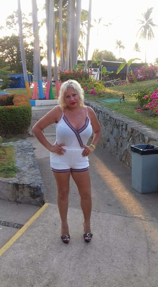 Putas maduras facebook2 #87640838