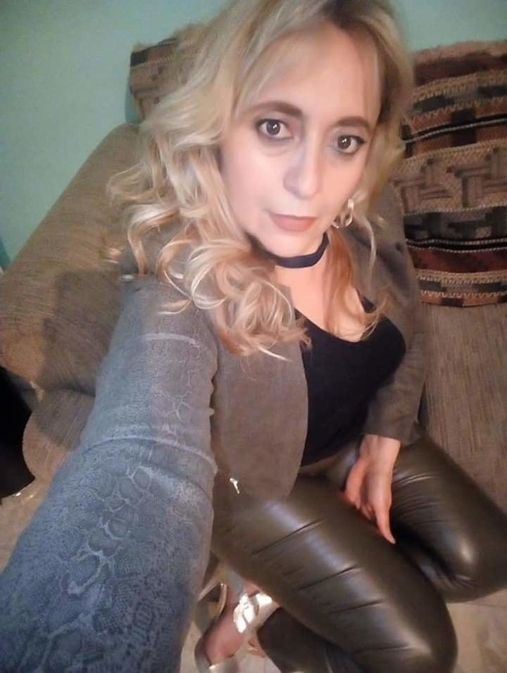 Putas maduras facebook2 #87640946