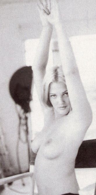 Drew Barrymore nude #108951029
