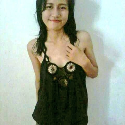 Ragazza indonesiana calda 3 (miss bebi)
 #99886376