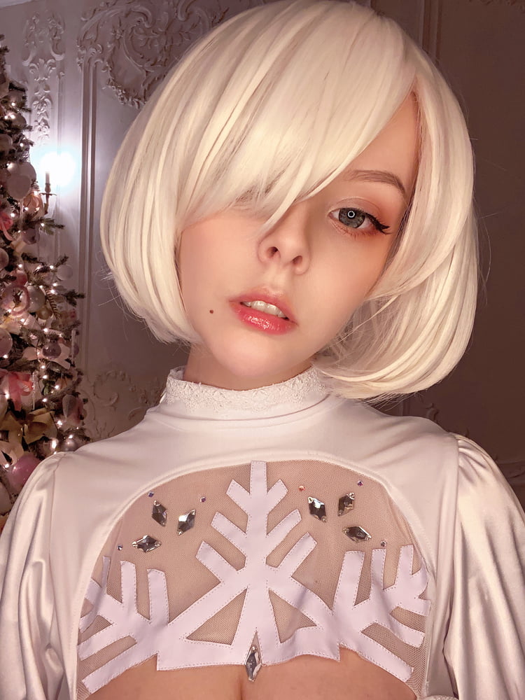Dhm - 2b Winter-Selfies
 #87516514