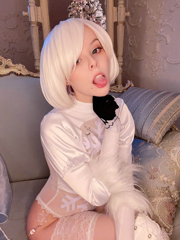 Dhm - 2b Winter-Selfies
 #87516793