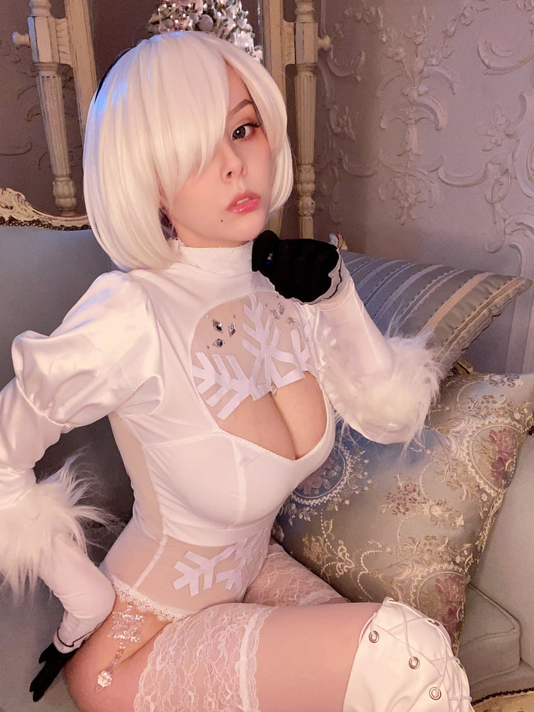 Dhm - 2b Winter-Selfies
 #87516868