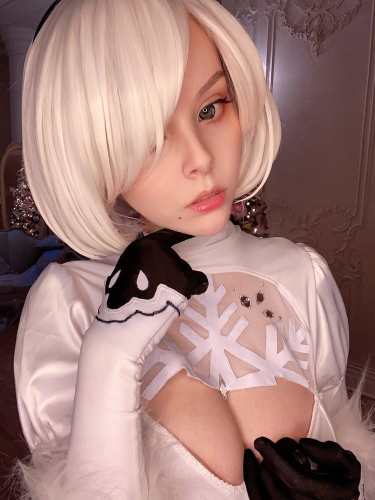 Dhm - 2b Winter-Selfies
 #87516960