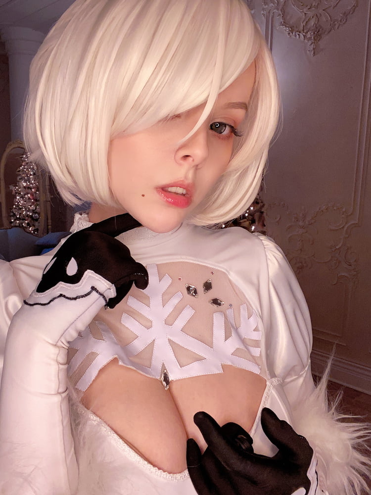 Dhm - 2b Winter-Selfies
 #87516963