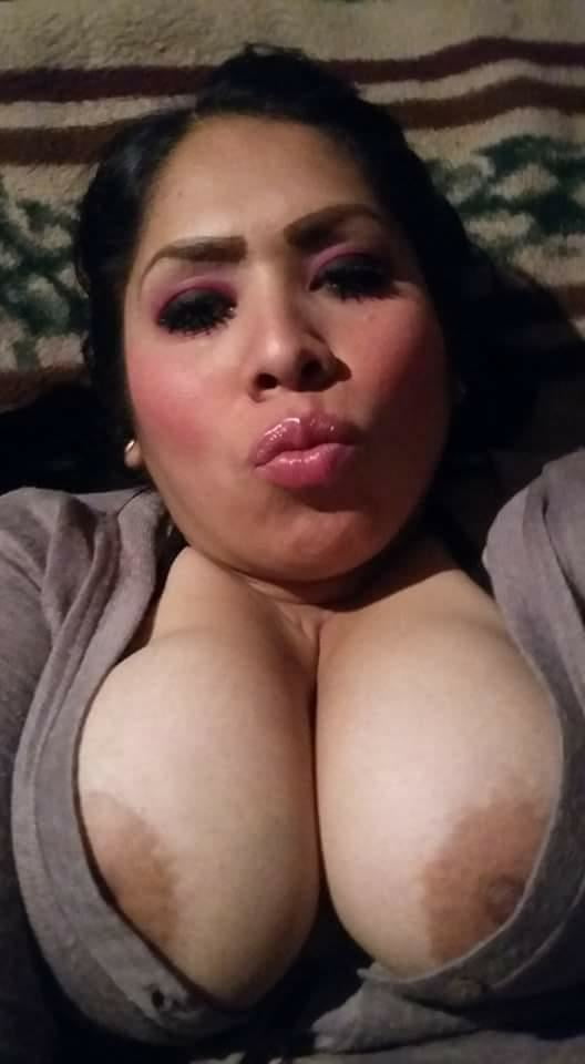 M i l f f b o w o r l d
 #96668138