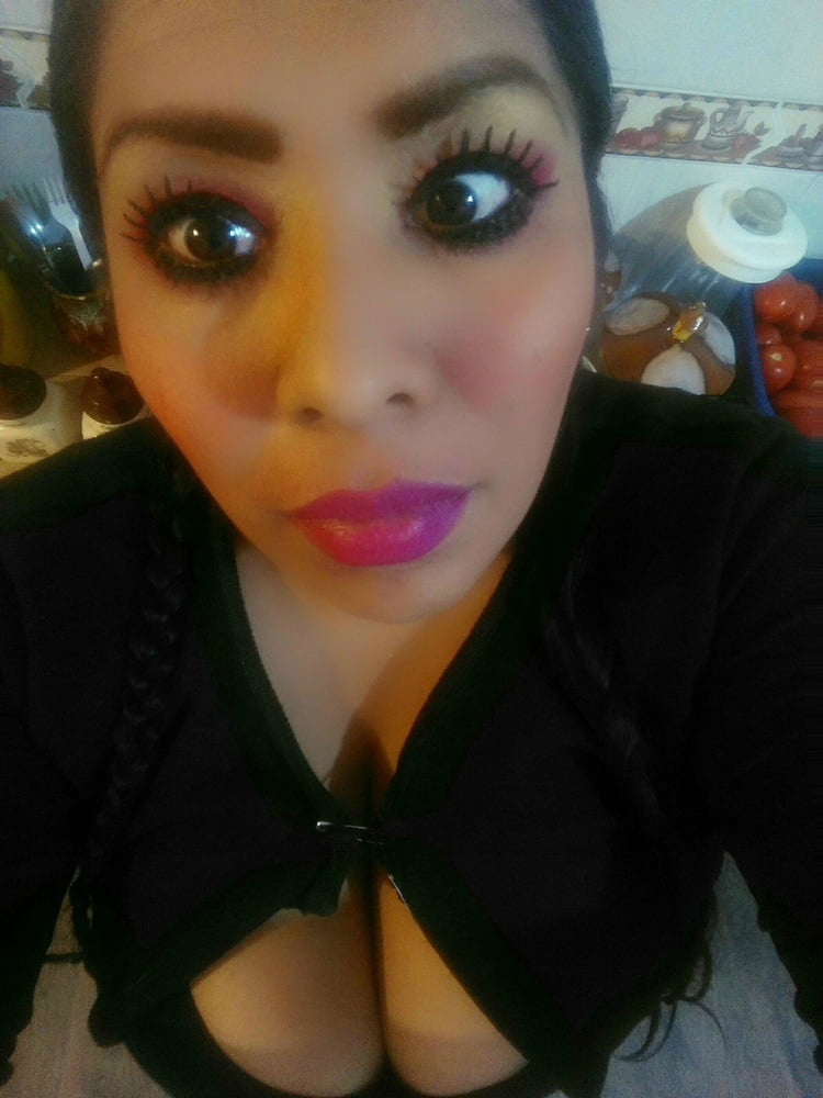 M i l f f b o w o r l d
 #96668142