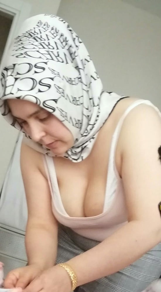 Türkischer Hijab ifsa
 #96580826