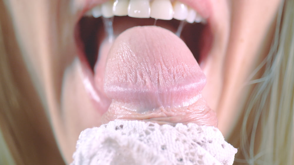 Tongue #106642594