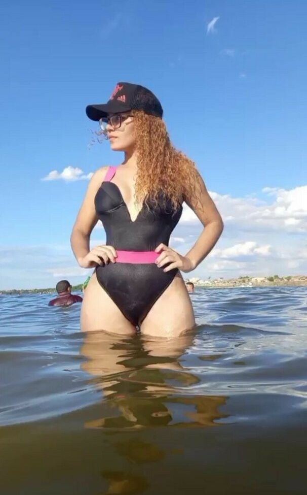 Tais Barbara desnuda #108559494