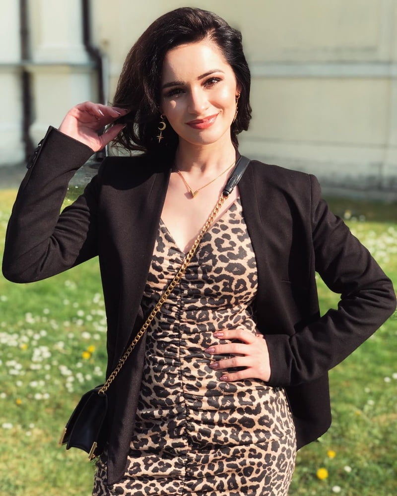 Ewelina lisowska sexy cantante polacca
 #99689574