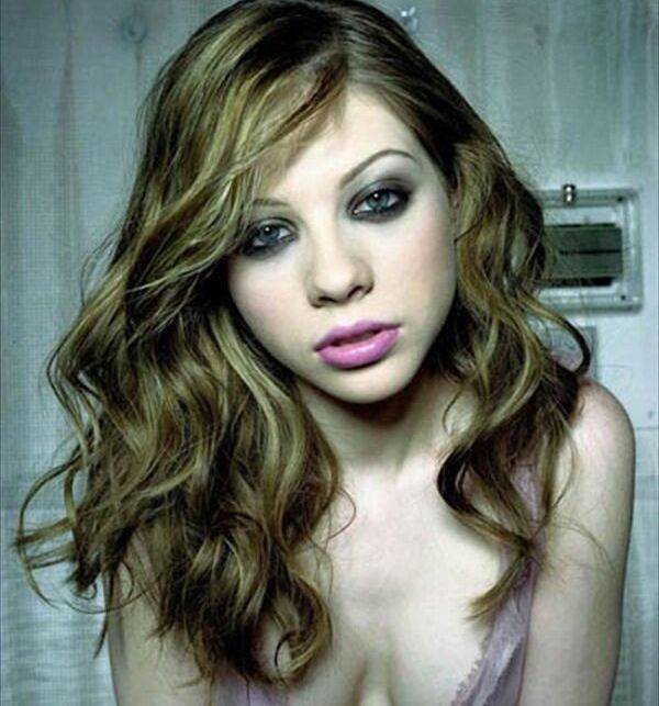 Michelle Trachtenberg desnuda #108453728