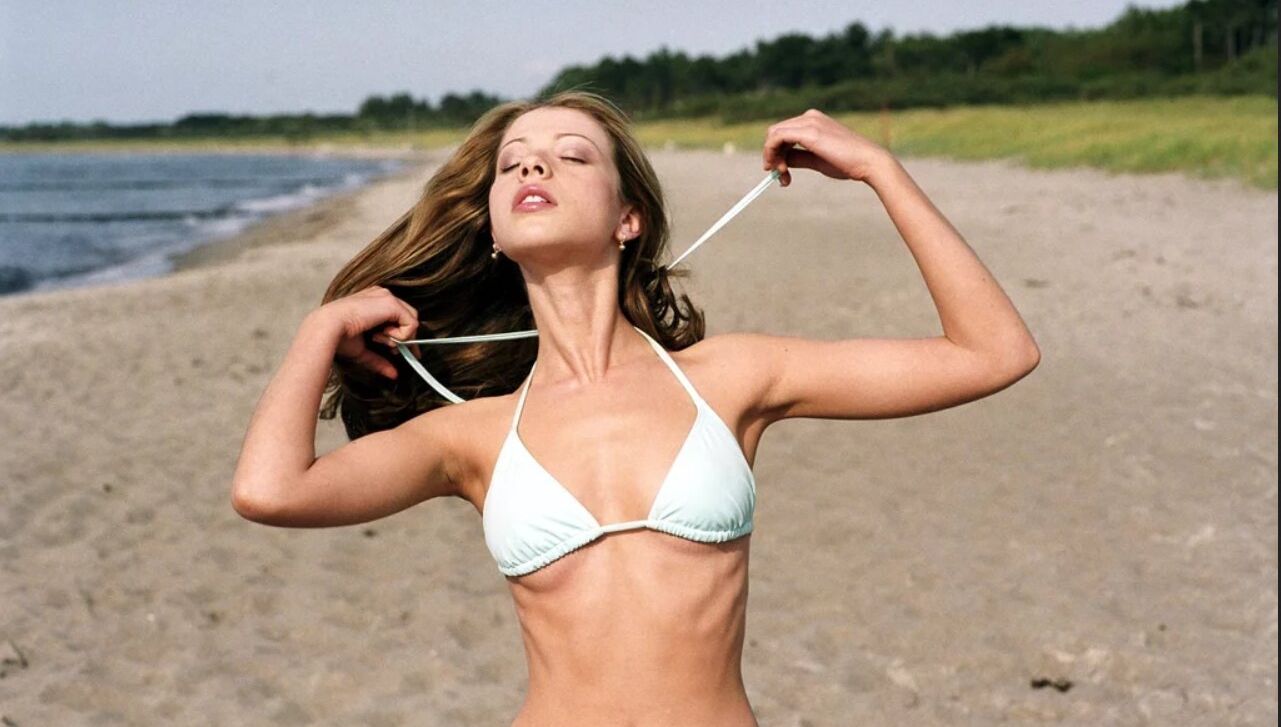 Michelle Trachtenberg desnuda #108453749