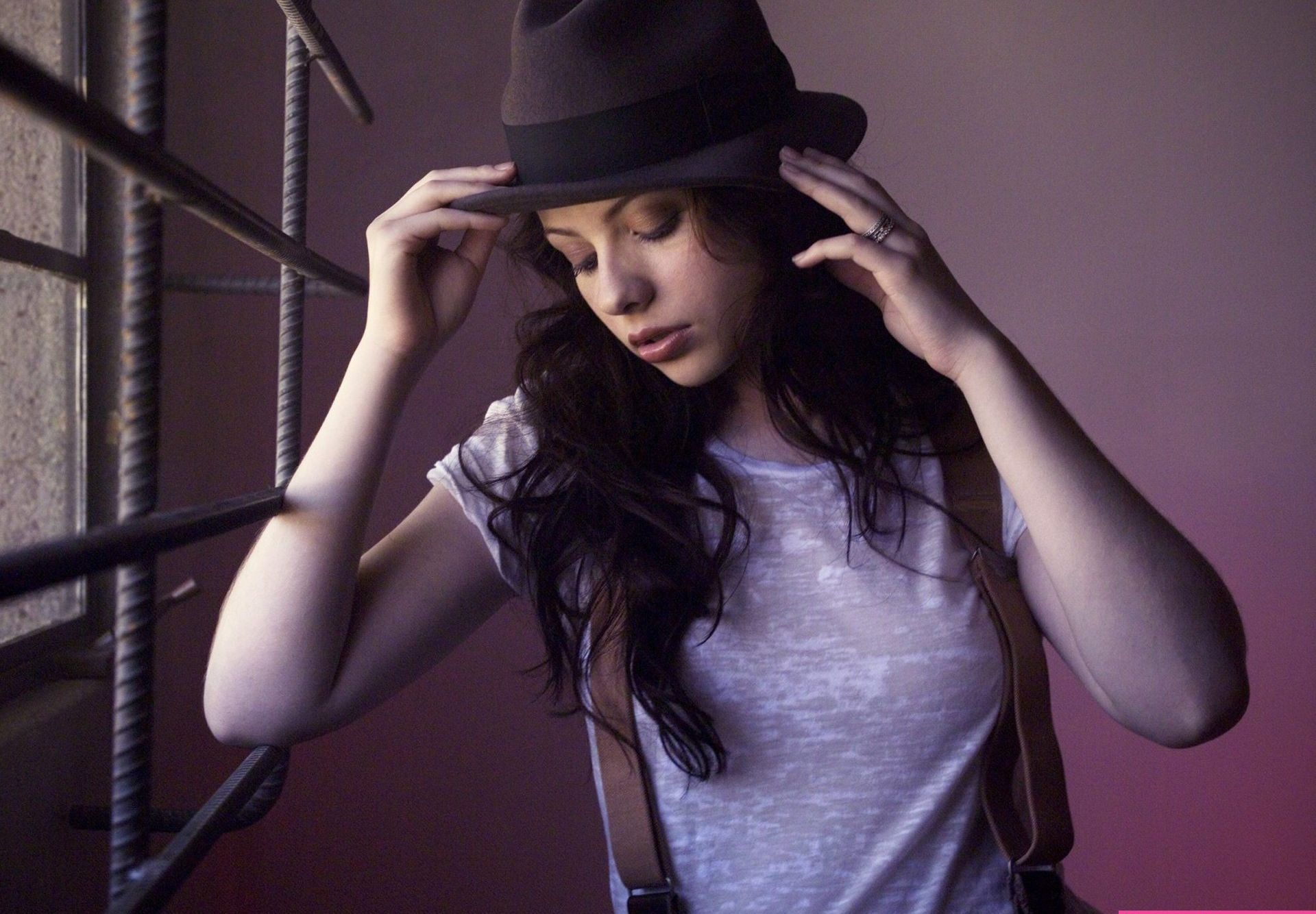 Michelle Trachtenberg desnuda #108453759