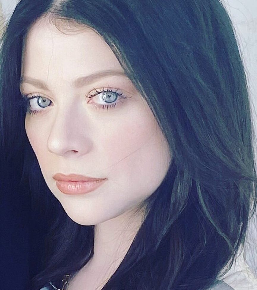 Michelle Trachtenberg desnuda #108453809