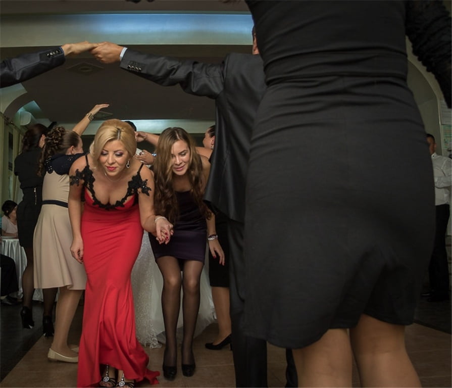 Ese vestido, esas piernas, ese culo
 #95852645